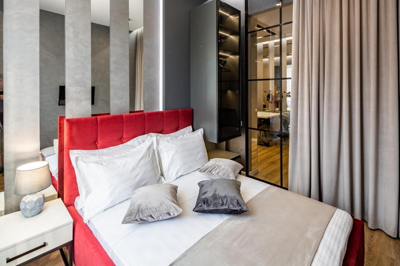 Alfa Apartments 3-Кімнатна Lux-Квартира У Центрі Львова Exterior photo